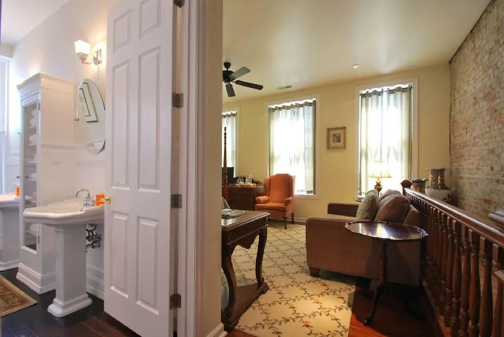 Grand Center Inn Saint Louis 3*,